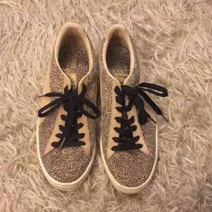 Puma x Solange suede sneakers “classic lines” sz 9